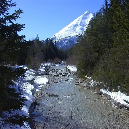 多丽丝旅馆 招待所 3*