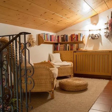 多丽丝旅馆 招待所 3*